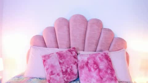 Paula   online show from March 20, 8:47 pm