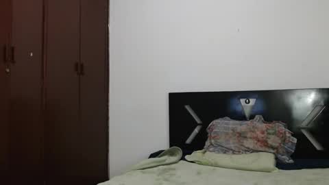 PAULA online show from January 6, 4:05 am