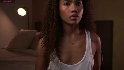 Paula online show from December 3, 8:39 pm