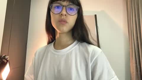   online show from June 12, 3:03 am
