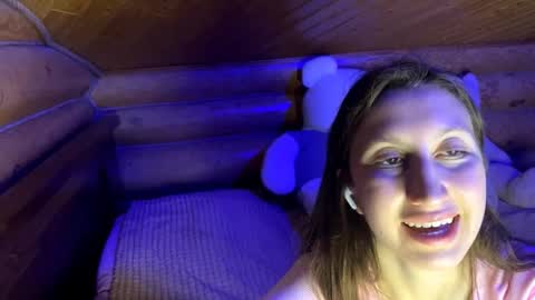Ashley Cooper online show from October 3, 8:03 pm