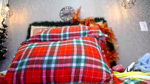 paulette online show from December 3, 6:38 pm