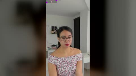 paulina online show from May 13, 7:08 pm