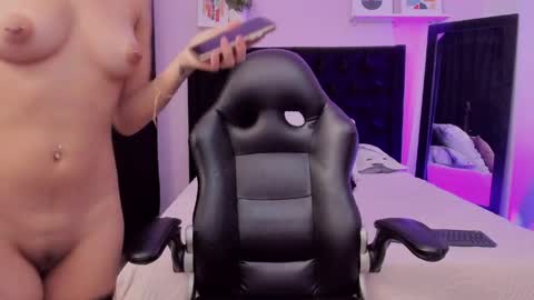 PAULINA  online show from April 4, 9:46 pm