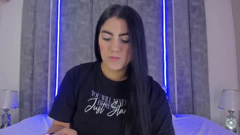 Paulina online show from December 9, 11:15 am