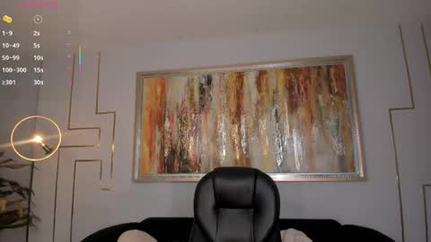 Paulina Santos  online show from May 4, 8:01 pm