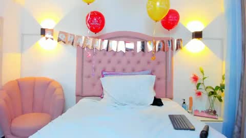 paulinavera online show from May 20, 2:58 pm