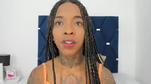 Pauline online show from October 16, 1:30 am