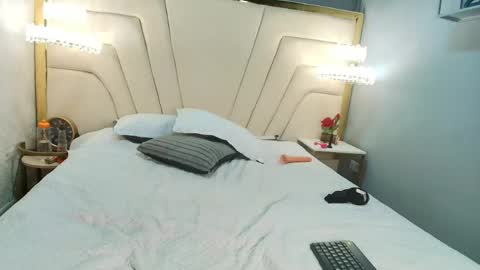 paultte online show from May 12, 4:13 pm