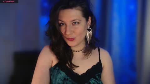 Snapshot of pavla_adore_ chatting on December 25, 8:07 pm Pavla online show from December 25, 8:07 pm