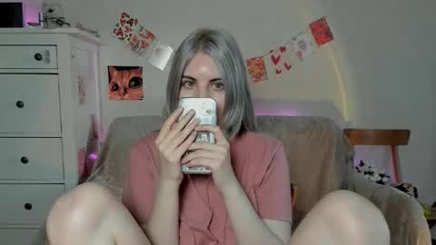 Allisses online show from May 22, 8:45 am