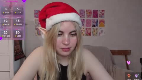 Allisses online show from December 20, 10:49 am
