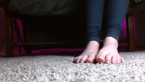 Mommy V online show from April 10, 6:08 am