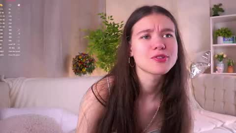 Beautiful Mila online show from May 18, 2:43 am