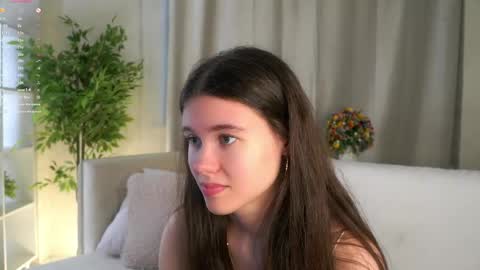 Beautiful Mila online show from May 22, 2:42 am