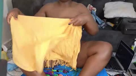 peacelady online show from April 7, 10:17 am