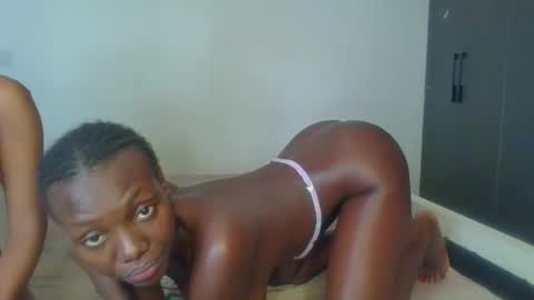 peach_ebonny online show from May 16, 6:29 pm