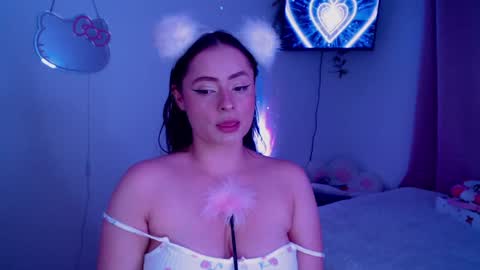 Snapshot of peacherry_ chatting on December 12, 1:53 am peacherry_ online show from December 12, 1:53 am