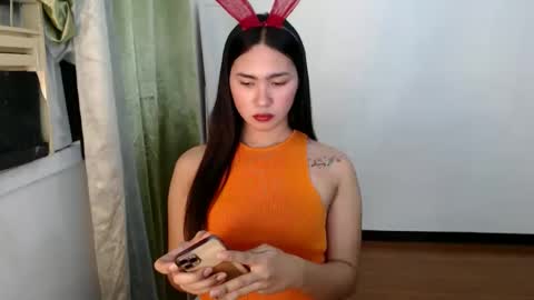 Candy online show from April 5, 5:23 pm