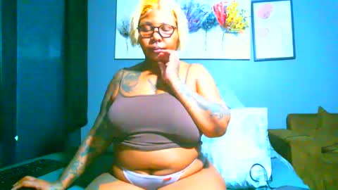 Pearl online show from January 25, 1:32 am