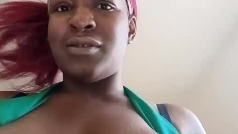 pebblessmith453 online show from May 11, 4:04 pm