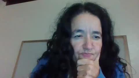 Snapshot of pebblezmeowkitty733247 chatting on October 27, 4:46 pm pebblezmeowkitty online show from October 27, 4:46 pm