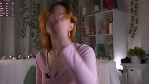 Lily online show from November 18, 12:22 am