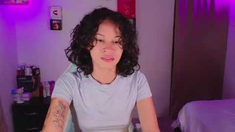 peggy-funn online show from June 15, 6:24 am