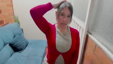 Penelope online show from May 6, 7:18 pm