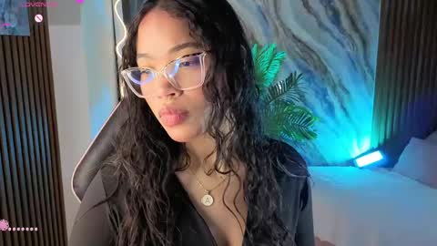 penelope online show from May 11, 4:03 am