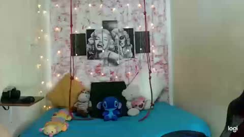 penelopeheart3 online show from October 17, 6:55 pm