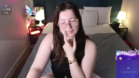 Hi  Im Peneloppa online show from April 29, 9:42 pm