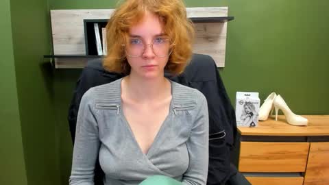 Snapshot of penny_lust chatting on September 12, 7:07 am Penny online show from September 12, 7:07 am