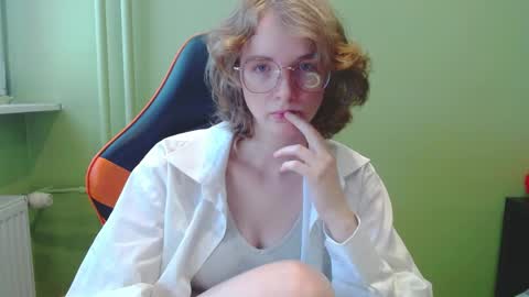 Penny online show from May 12, 6:32 am