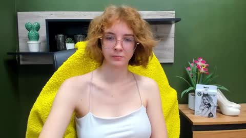 Snapshot of penny_lust chatting on September 26, 6:55 am Penny online show from September 26, 6:55 am