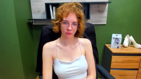 Snapshot of penny_lust chatting on September 10, 6:57 am Penny online show from September 10, 6:57 am