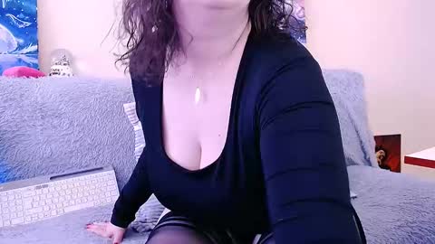 Snapshot of pepper_corn chatting on March 3, 9:16 am Olga online show from March 3, 9:16 am