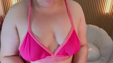 Penelope  online show from September 27, 10:17 pm
