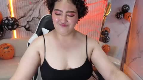 Penelope  online show from October 3, 9:42 pm