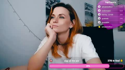 Mia online show from May 16, 10:36 am