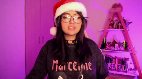 Sarah Ana Banana online show from December 9, 11:03 pm