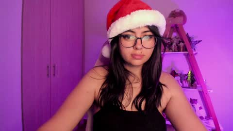 Sarah Ana Banana online show from December 12, 11:36 pm
