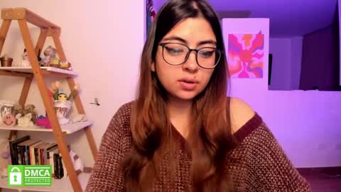 Sarah Ana Banana online show from May 20, 1:35 am