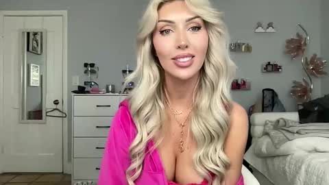 chainey online show from March 6, 11:11 pm