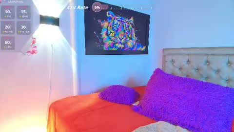 perla_kpop_ online show from July 11, 7:14 pm