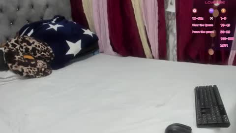 Perla Thompson online show from January 12, 10:59 pm