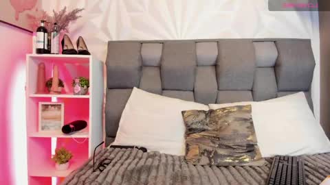  PERLA online show from May 11, 11:35 pm