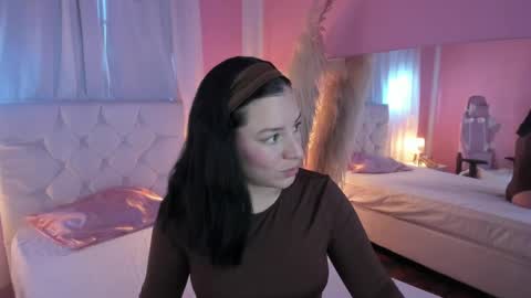 Marie online show from May 9, 11:23 am