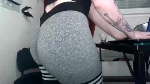 Persephone online show from March 28, 1:21 pm