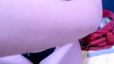  Nicole   online show from October 31, 6:23 pm